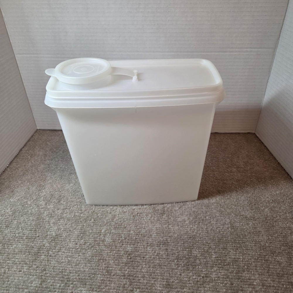 Vintage Tupperware Store-N-Pour Cereal Keeper #469 w/Pour Flip Lid #471 13 Cup